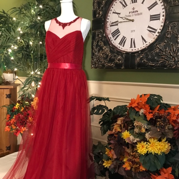 Red Tulle party dress - Picture 2 of 8